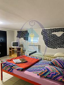 Довженка 15-1